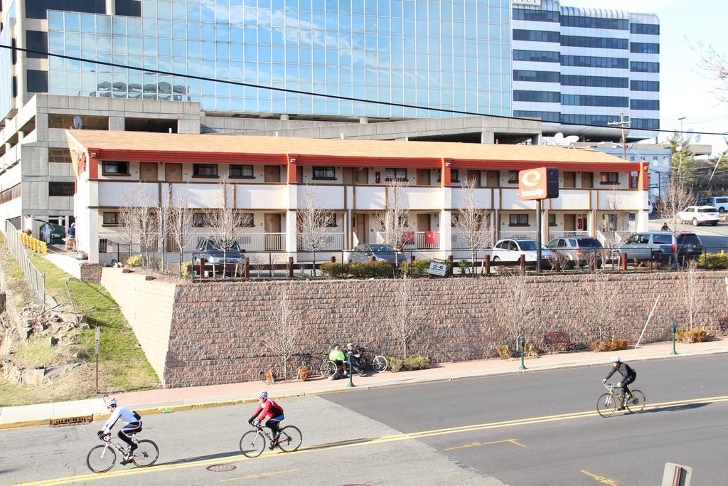 Econo Lodge Fort Lee Buitenkant foto